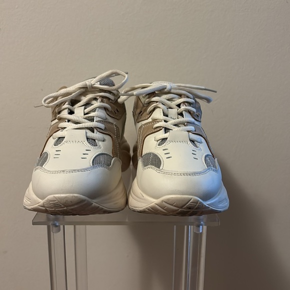 Cushionaire Strike Chunky Cream and Tan Sneakers - Picture 3 of 14
